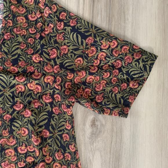 LulaRoe Womens Top Blouse Sweater Medium Floral Knit Pullover Short Sleeve Tunic - Picture 6 of 8